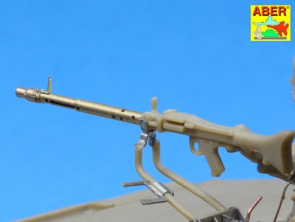 Aber 35L-098 Set of 2 barrels for German tank machine gun MG 34 with Panzermantel 1/35 – image 6