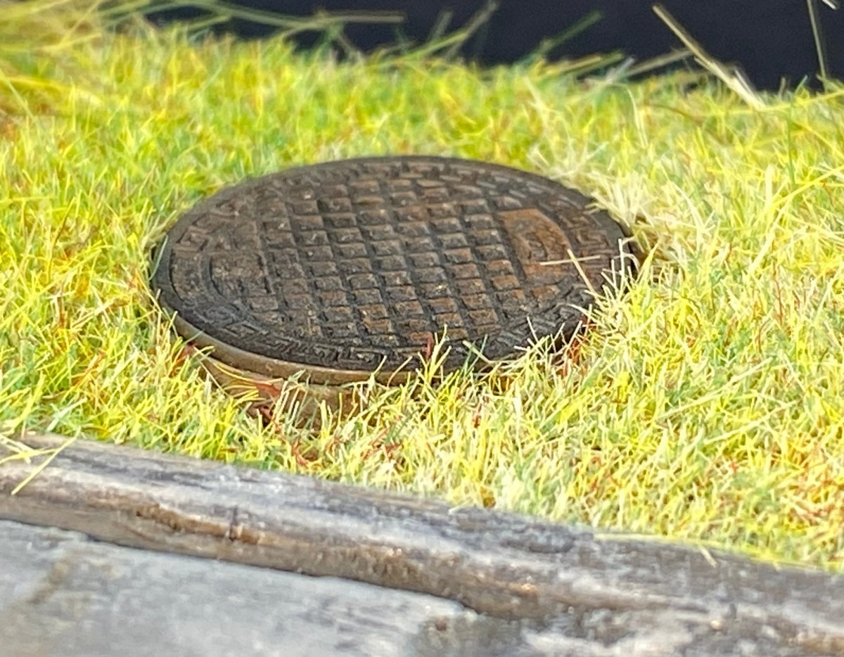 Point of no Return 3523036 Cast iron sewer manhole 1/35 – image 10