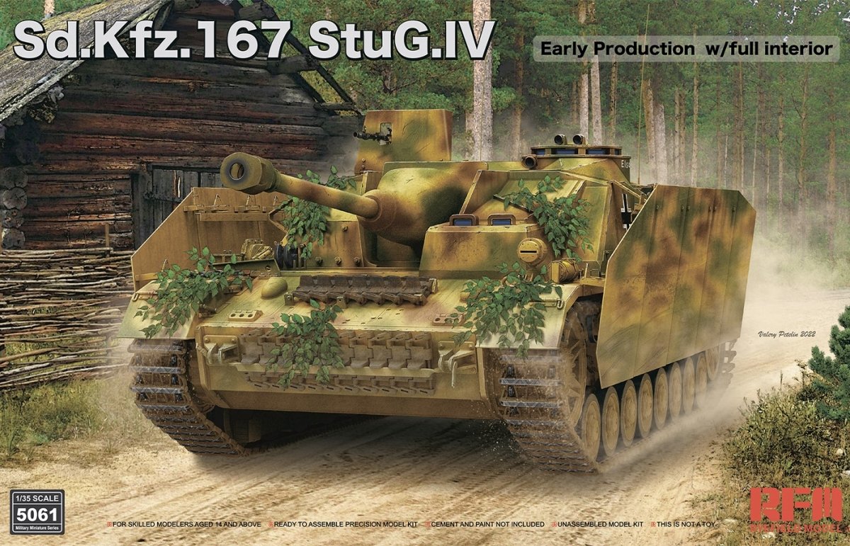 Rye Field Model 5061 Sd.Kfz.167 StuG.IV Early Production w/full interior &amp;amp; workable track links 1/35