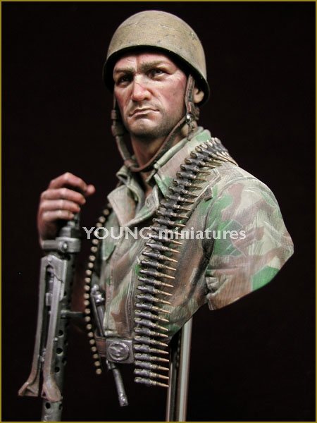 Young Miniatures YM1844 German Fallschirmjager Monte Cassino 1944 1/10 – image 3