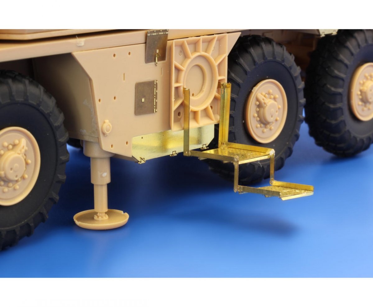 Eduard 36180 152mm ShkH vz.77 DANA exterior 1/35 Hobby Boss – image 12