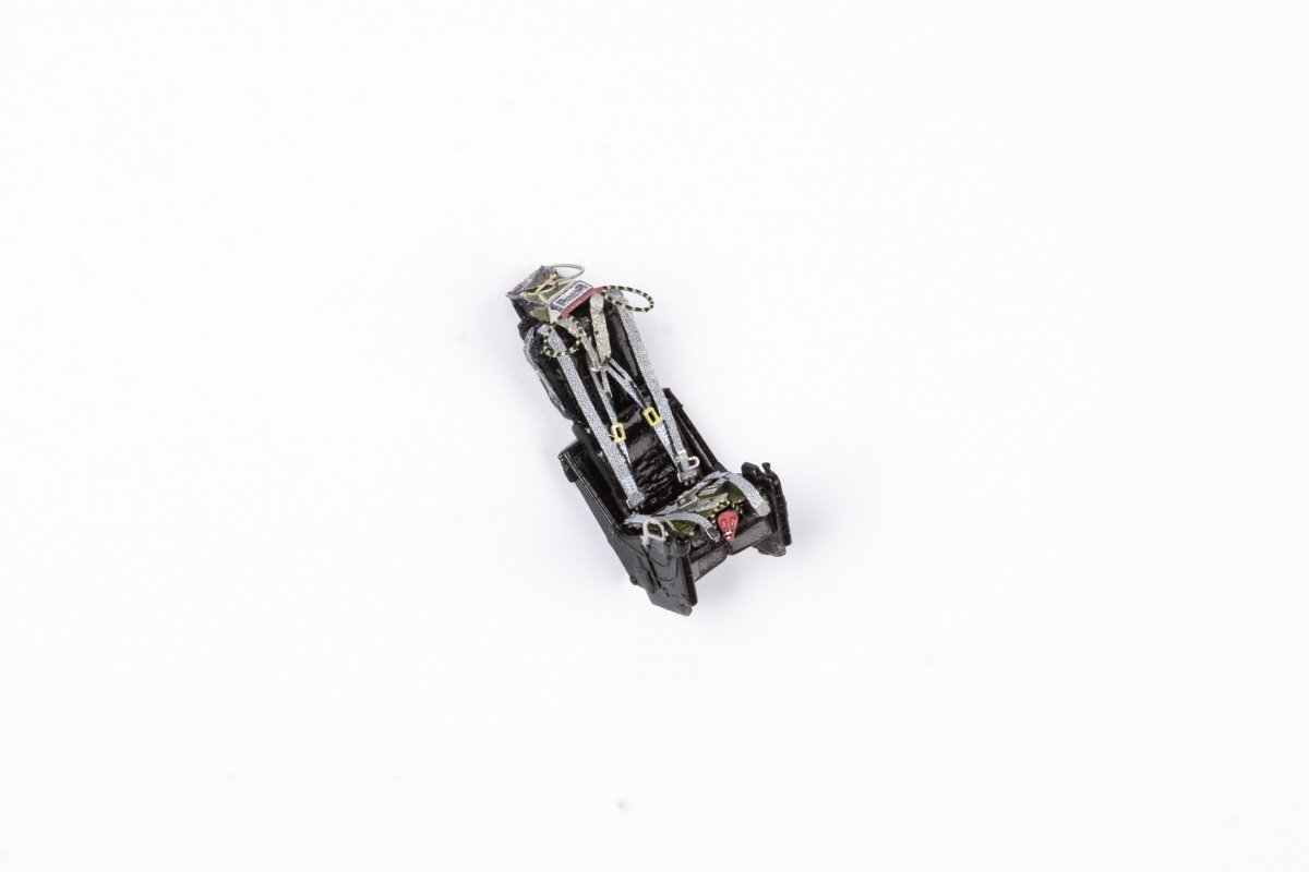 Eduard SS747 F-4E FINE MOLDS 1/72 – obrázek 2