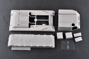 Trumpeter 01024 Ex-Soviet 2P19 Launcher w/R-17 Missile SS-1C SCUD B of 8K14 Missile System – image 7