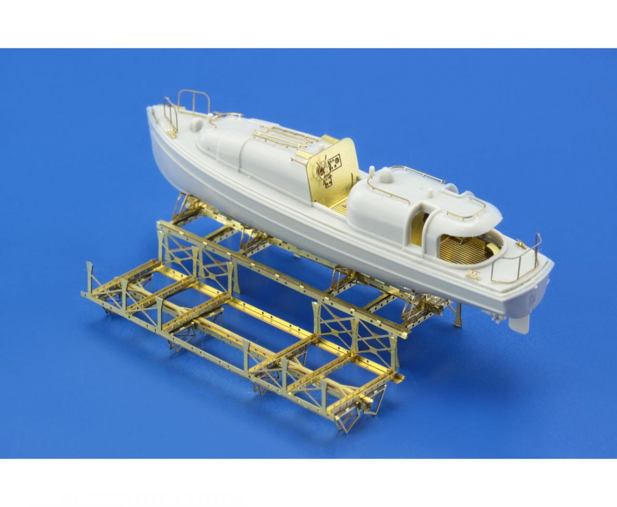 Eduard 53104 USS Arizona part 3 - life boats TRUMPETER 1/200 – imagen 3