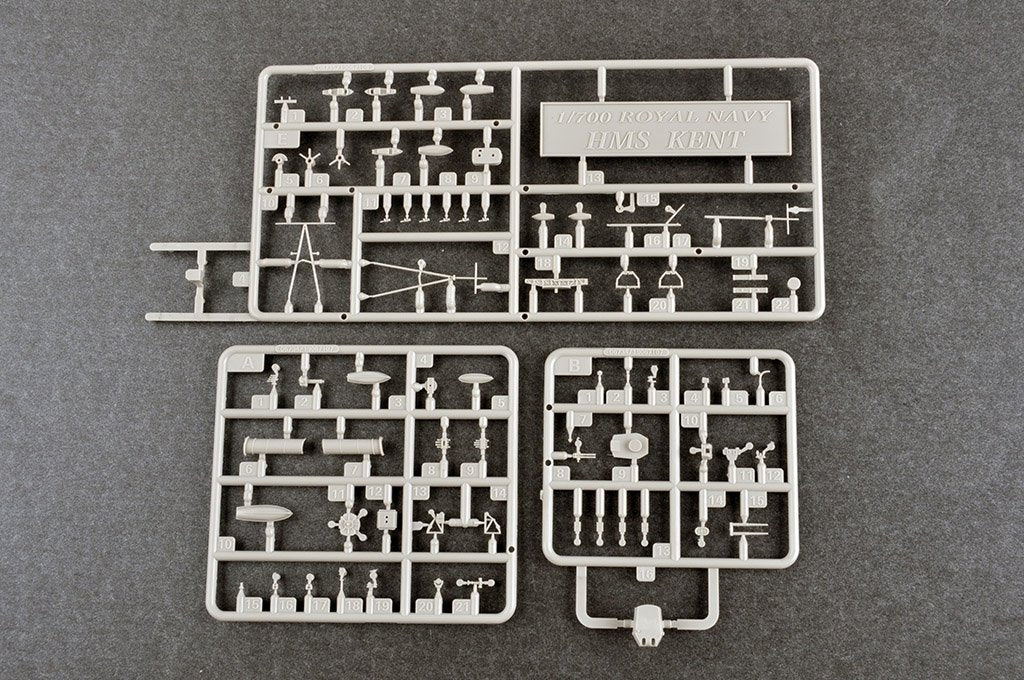 Trumpeter 06735 HMS Kent 1/700 – image 10
