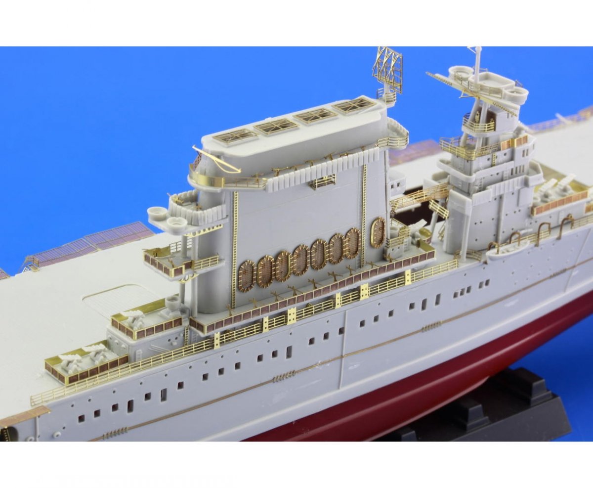 Eduard 17034 USS Lexington CV-2 05/1942 TRUMPETER 1/700 – image 3