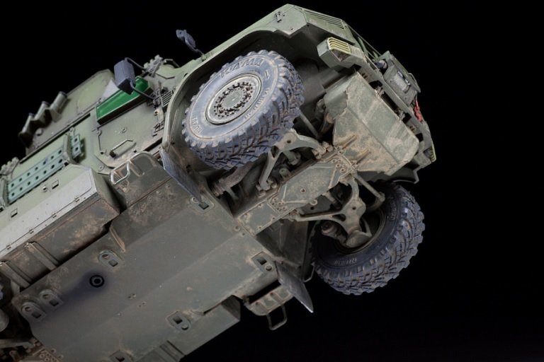 Zvezda 3648 Typhoon VDV 4x4 K-4386 1/35 – obrázek 6