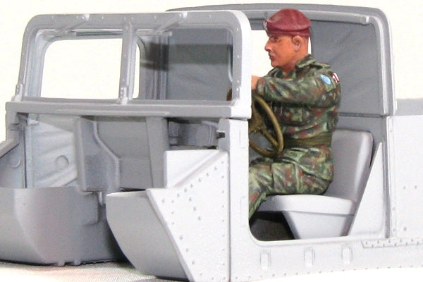 Toro 35F40 6 Brygada Desantowo-Szturmowa - Kierowca HMMWV Figurka wraz z kalkomanią 1/35