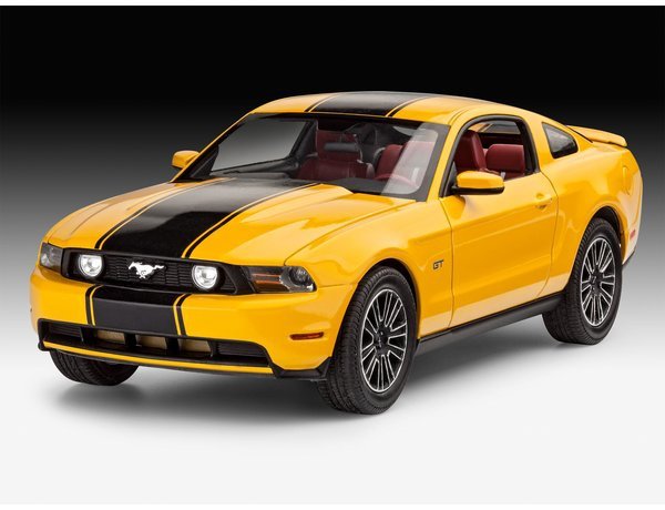 Revell 07046 Mustang GT 2010 Model Kit 1/25 – obrázek 2