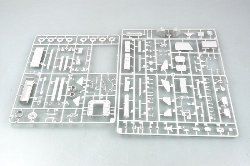 Trumpeter 01558 LAV III TUA (Tow-Under-Armour) 1/35 – image 11