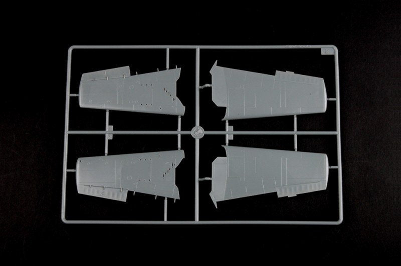 Hobby Boss 80360 British Fleet Air Arm Hellcat Mk 1 1/48 – image 3