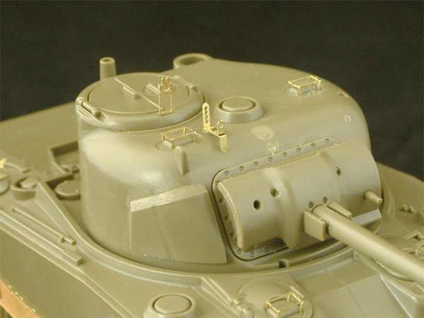 Voyager Model VPE48006 Photo Etched set for M-4 (For Tamiya 32505 ) 1/48 – zdjęcie 3
