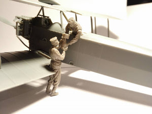 Copper State Models F48-005 German personnel - bomb loading 1/48 – image 2