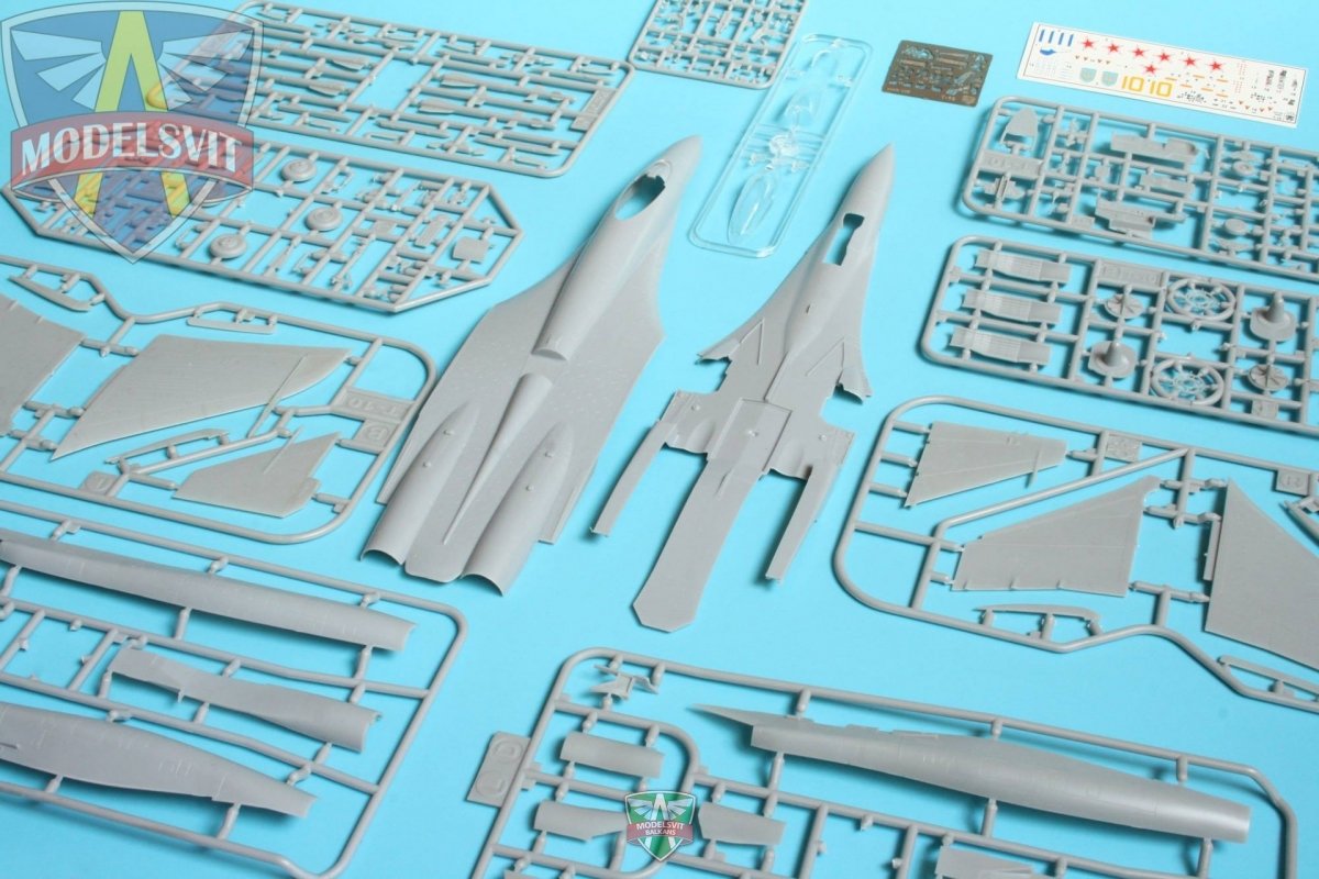 Modelsvit 72049 T-10-10/11 Advanced Frontline Fighter Prototype 1/72 – image 5