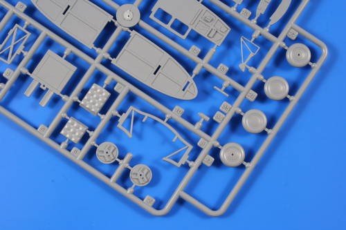 Special Hobby 48121 V-173 Flying Pancake (1/48) – obrázek 6
