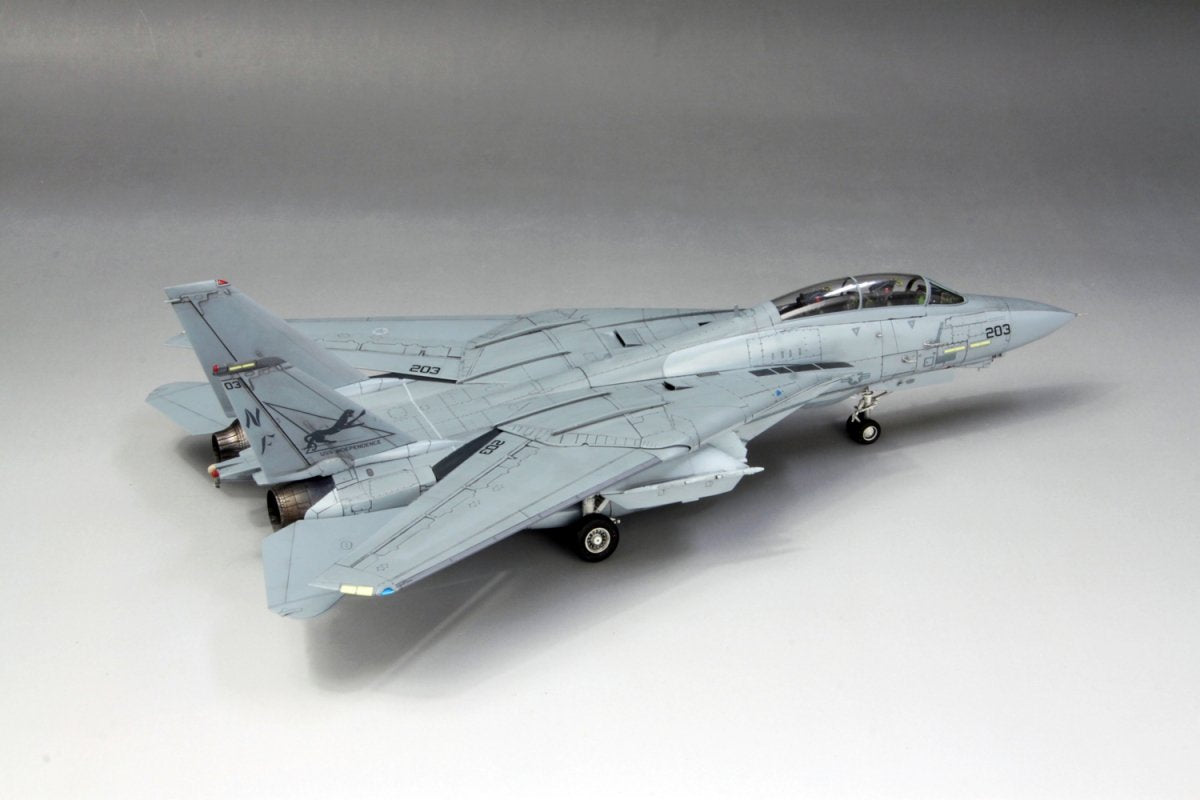 Fine Molds FP32 US Navy F-14A Fighter Aircraft Tomcat 1/72 – image 5