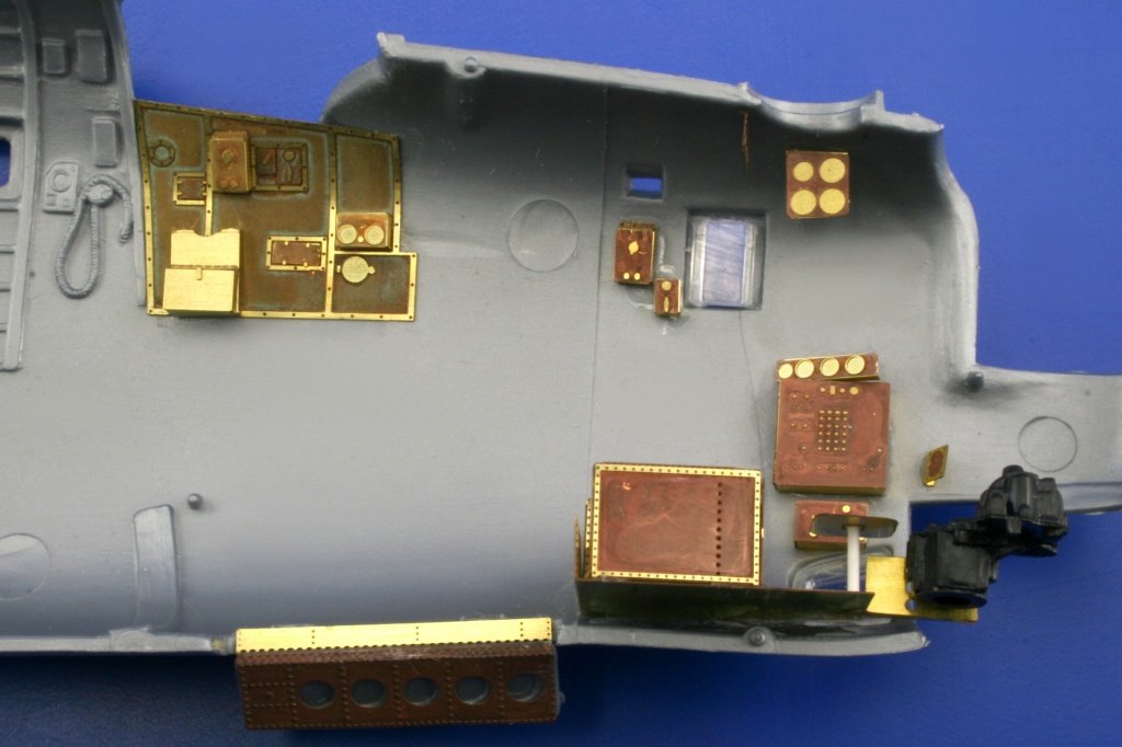 Eduard 49440 B-24J front interior 1/48 Revell – Bild 7