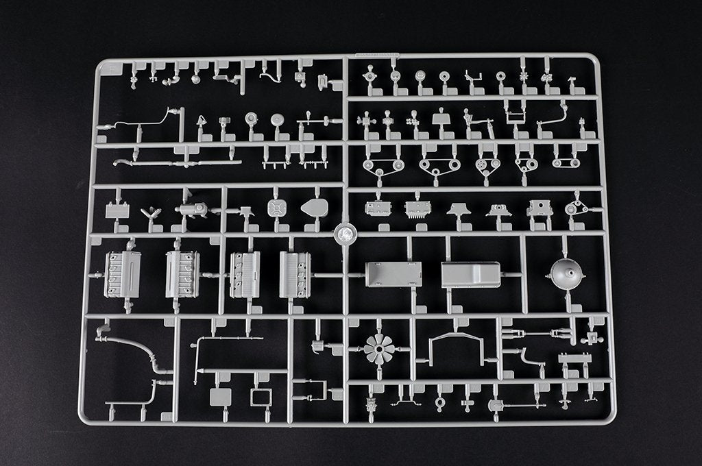 Trumpeter 09605 Russian 9P149 Launching Vehicle w/9K114 Shturm-S ATGM system 1/35 – Bild 11