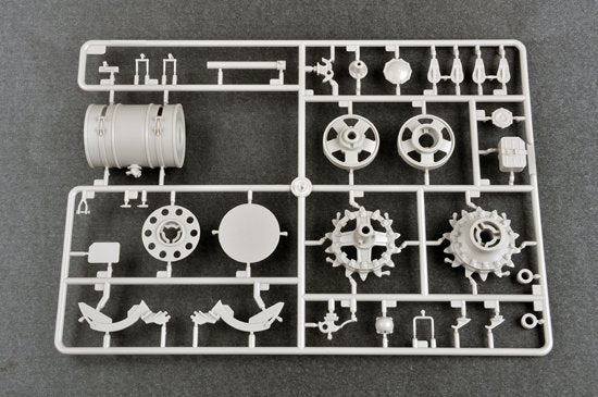 Trumpeter 00925 Russian T-72B1 MBT w/kontakt-1 reactive armor 1/16 – image 11