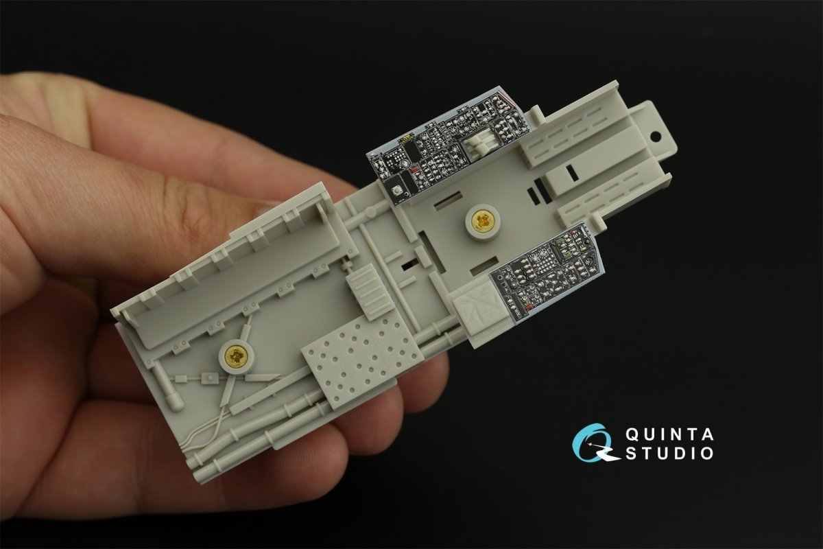 Quinta Studio QDS-32157 F-15C Late/F-15J late 3D-Printed &amp;amp; colored Interior on decal paper (Tamiya) (small version) 1/32 – image 6