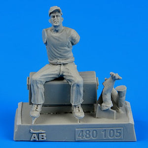 Aerobonus 480105 US Army aircraft mechanic WWII - Pacific theater 1/48