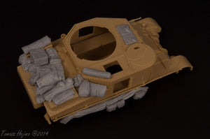 Panzer Art RE35-268 Stowage set for British Lee/Grant tank 1/35 – image 5