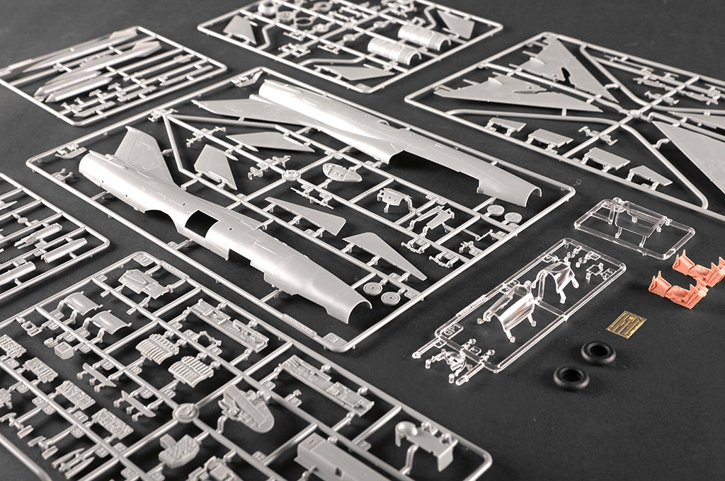Trumpeter 02825 JJ-7A Trainer 1/48 – image 25