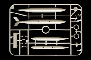 Italeri 2682 Republic F - 84F Thunderstreak 1/48 – image 6