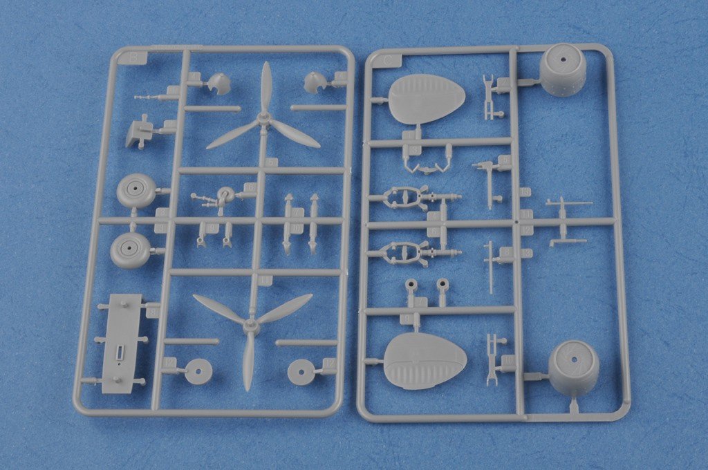 Hobby Boss 80298 Soviet Tu-2 Bomber 1/72 – image 6