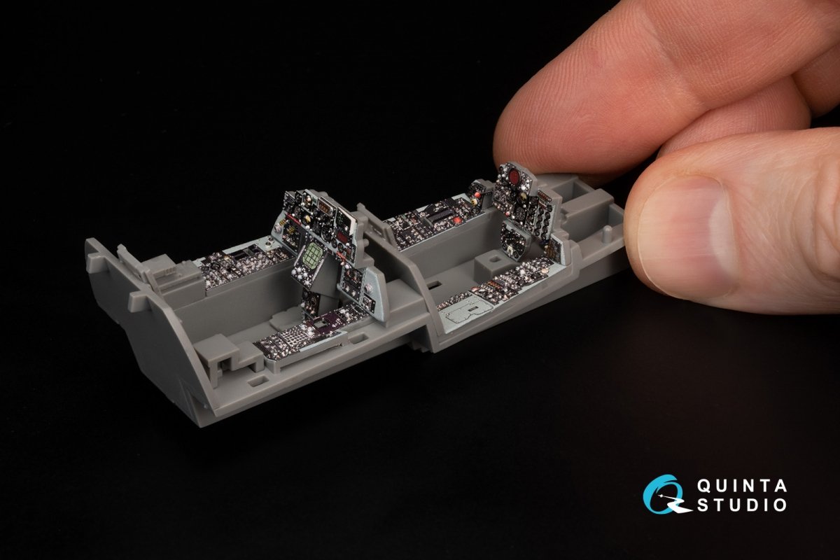 Quinta Studio QDS-48371 F-4E with DMAS 3D-Printed &amp;amp; colored Interior on decal paper (Meng) (Small version) 1/48 – image 10