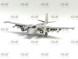 ICM 48280 B-26K with USAF Pilots &amp;amp; Ground Personnel 1/48 – image 2