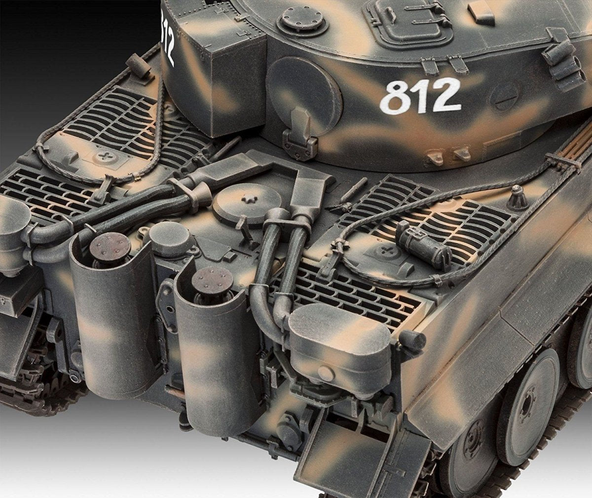 Revell 05790 75 Years Tiger (Model Set) 1/35 – image 3