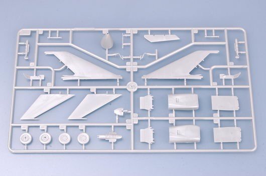 Trumpeter 01610 Shenyang F-8 Finback-B 1/72 – Bild 7