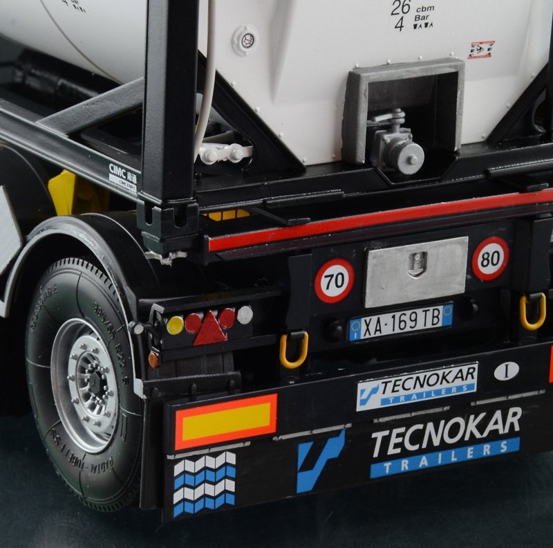 Italeri 3929 TECNOKAR TRAILER WITH 20 TANK 1/24 – immagine 15