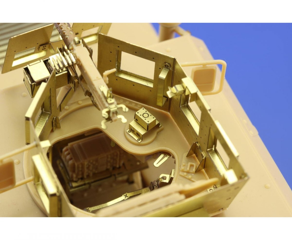 Eduard 36212 M-1151 EAC OGPK overhead cover 1/35 Academy – image 5