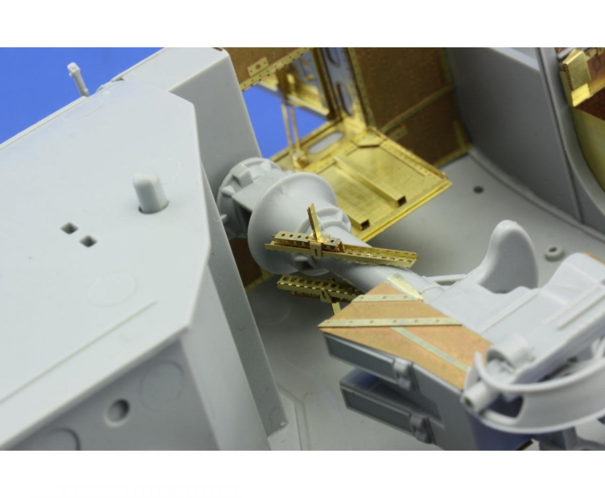 Eduard 32756 B-25 fuselage interior 1/32 HK Models – obrázek 12