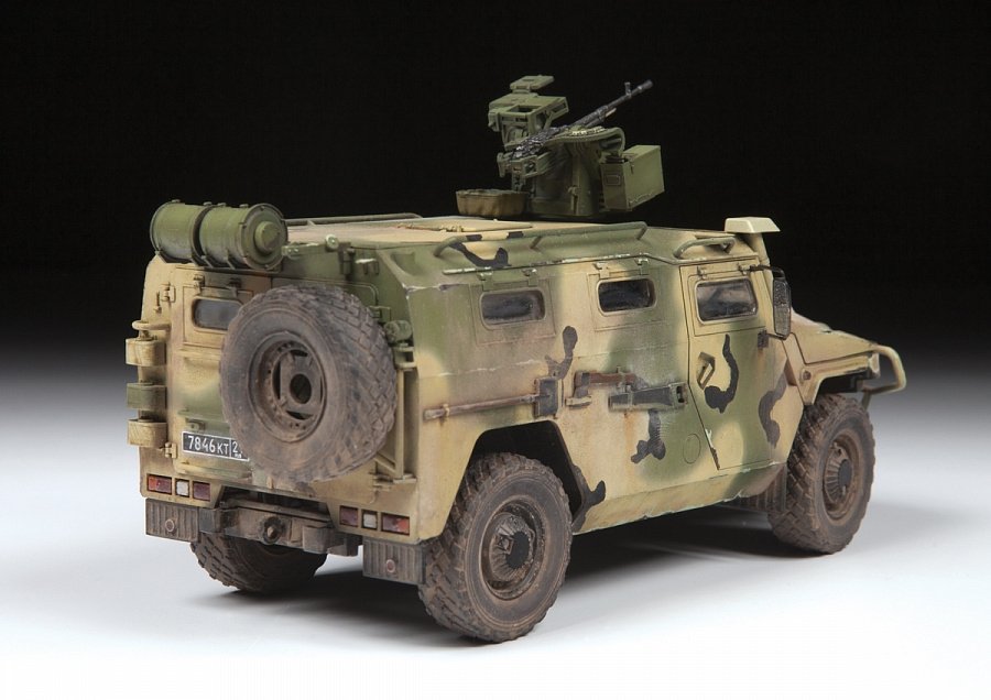Zvezda 3683 Tigr-M with remote controlled turret Arbalet-DM 1/35 – imagen 4