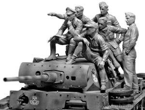 Master Box 3561 Rommel and German Tank Crew (DAK, 1941-1943) 1/35 – image 4