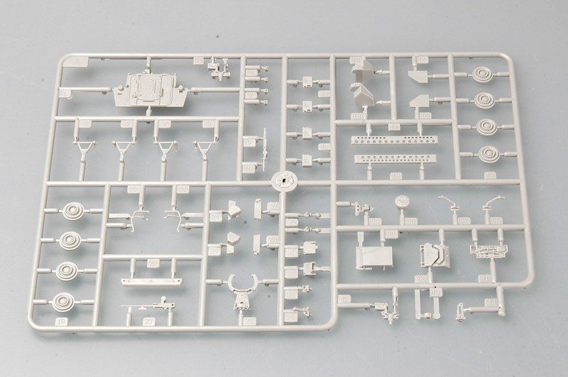 Trumpeter 07255 M1126 Stryker Infantry Carrier Vehicle 1/72 – image 4