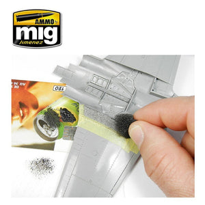 Pâte antidérapante Ammo of Mig 2034 - Couleur noire pour maquettes 1/72 et 1/48  – image 9