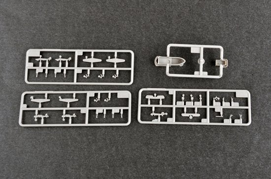 Trumpeter 06713 HMS Ark Royal 1939 1/700 – image 5