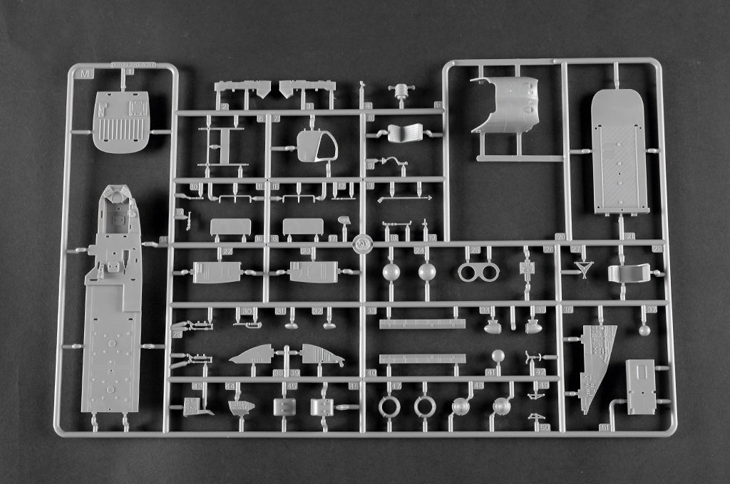 Trumpeter 05829 Mi-24P Hind-F 1/48 – obrázek 11