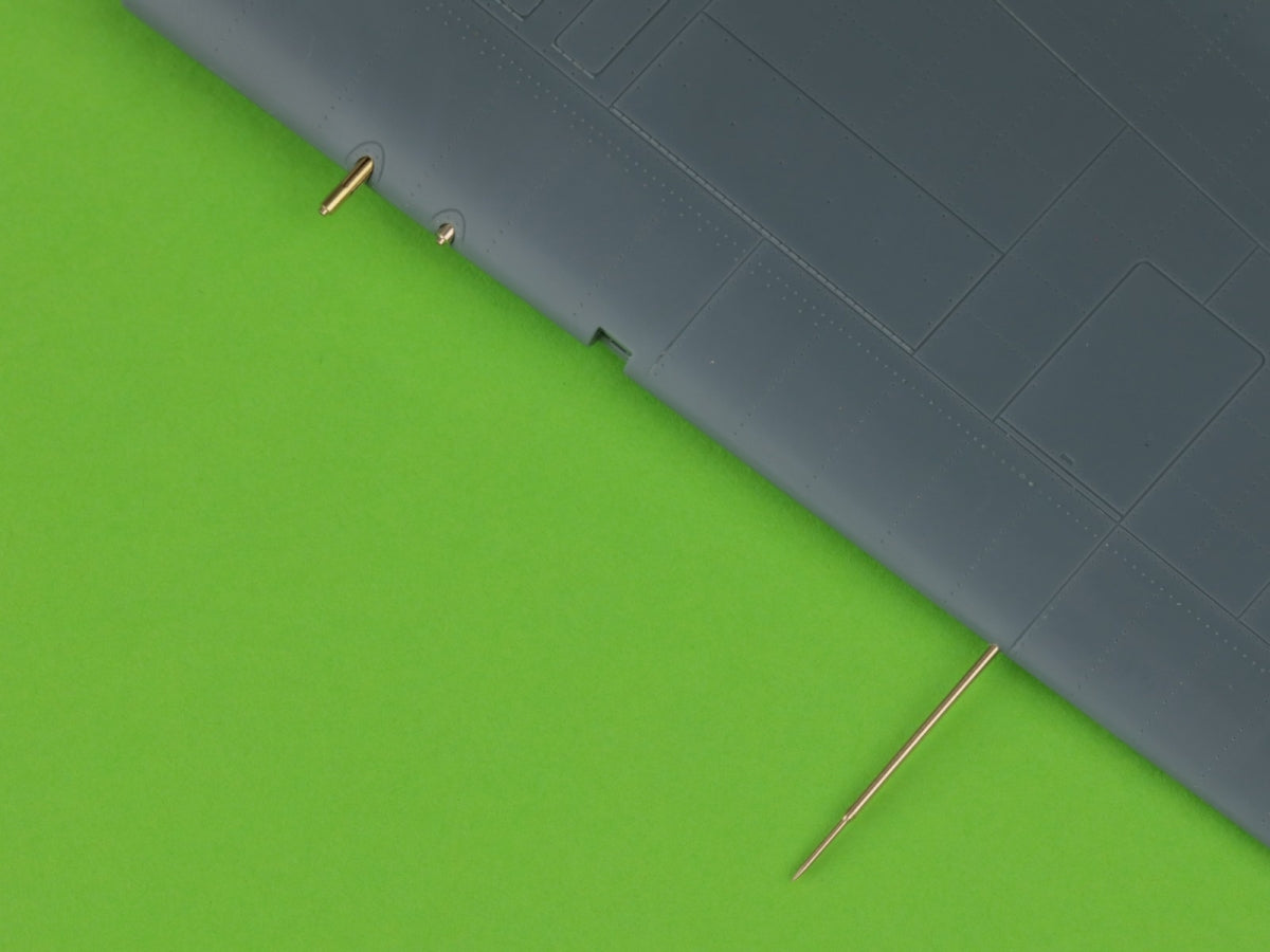 Master AM-48-168 F4F-3 Wildcat EARLY (pre-war) - Browning .50 MGs with oblong radiator holes and early pitot tube 1/48 – Bild 7
