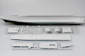 Trumpeter 04521 Russian cruiser Admiral Lazarev Ex-Frunze 1/350 – obrázek 4
