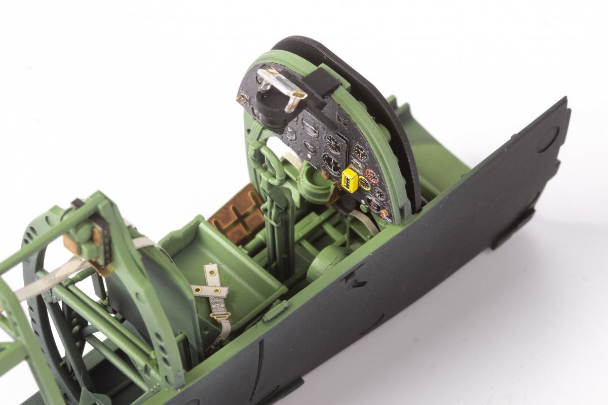 Eduard 23036 Spitfire Mk. IXc AIRFIX 1/24 – zdjęcie 12