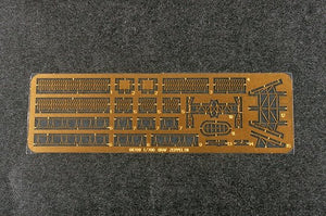 Trumpeter 06710 German Navy Aircraft Carrier DKM Peter Strasser 1/700 – image 4