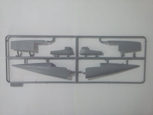 ICM 48902 MiG-25 RB, Soviet Reconnaissance Plane 1/48 – image 6