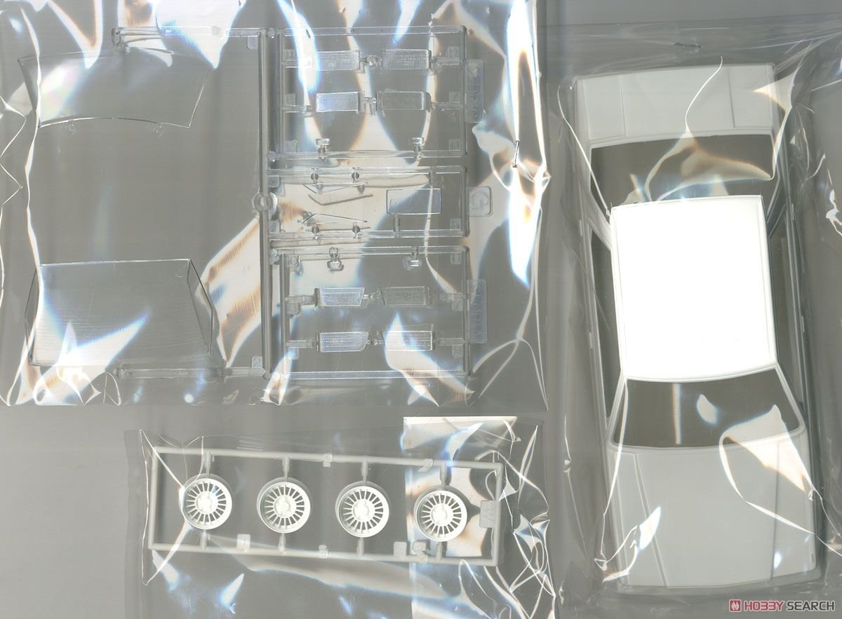 Fujimi 046099 ID-272 Nissan Cedric / Gloria Turbo Brougham VIP Y30 1/24 – immagine 2