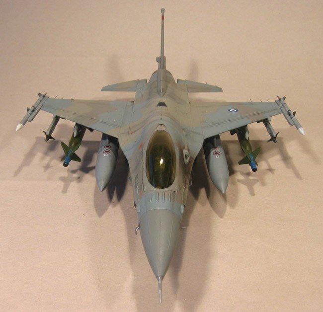 Hasegawa D18 F-16CJ Block 50 1/72 – obrázek 5