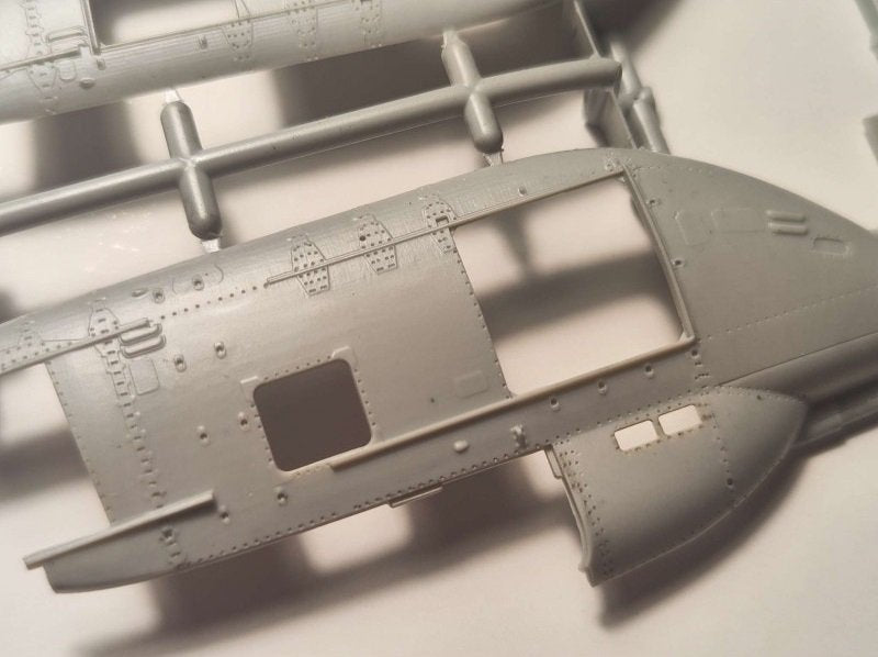 Answer AA72002 PZL W-3A Sokół TOPR Rescue Helicopter 1/72 – immagine 6
